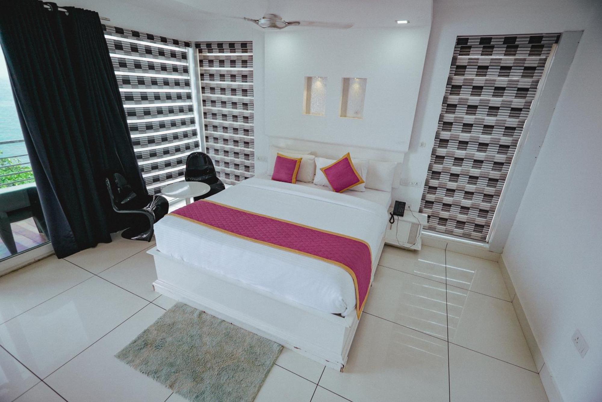 Clafouti Beach Resort - A Seafacing Resort Varkala Bagian luar foto