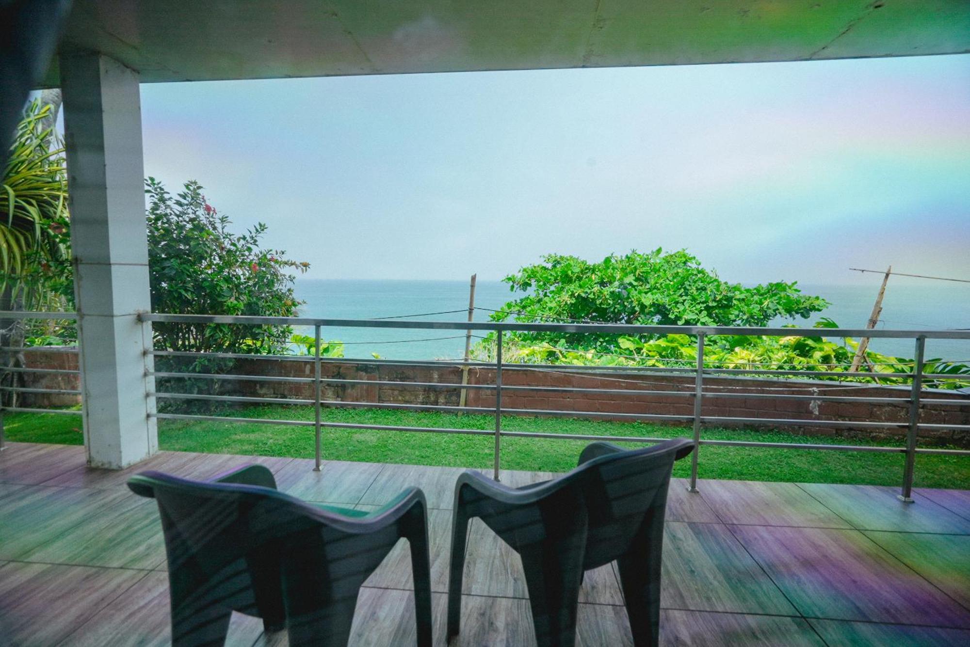 Clafouti Beach Resort - A Seafacing Resort Varkala Bagian luar foto