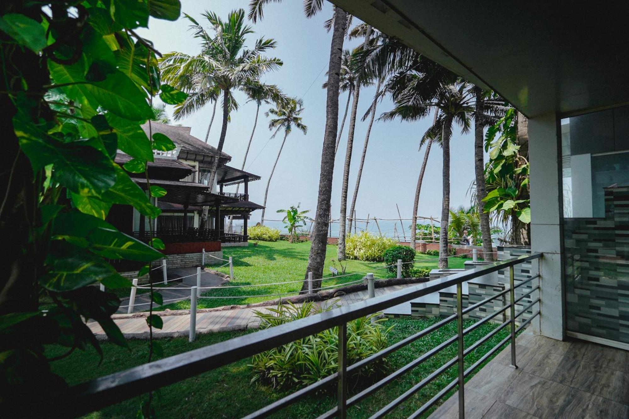 Clafouti Beach Resort - A Seafacing Resort Varkala Bagian luar foto